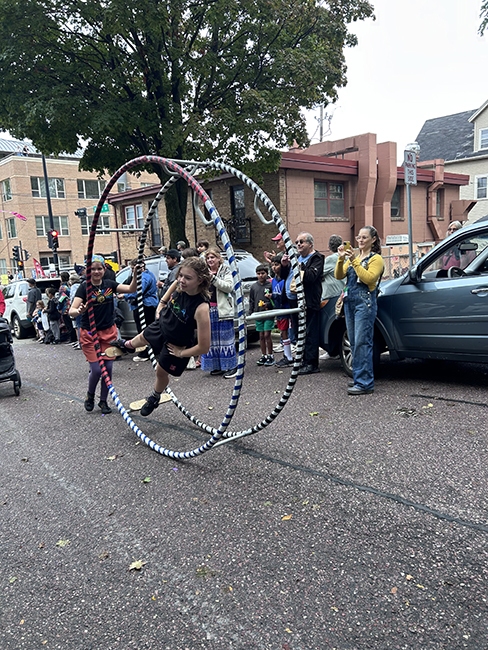 willystreetfairparade1