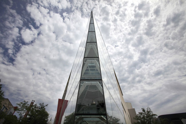 Madison Museum of Contemporary Art (MMoCA) kind of an extreme view - the Orpheum sign behind it has been taken down