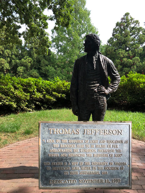 Thomas Jefferson statue